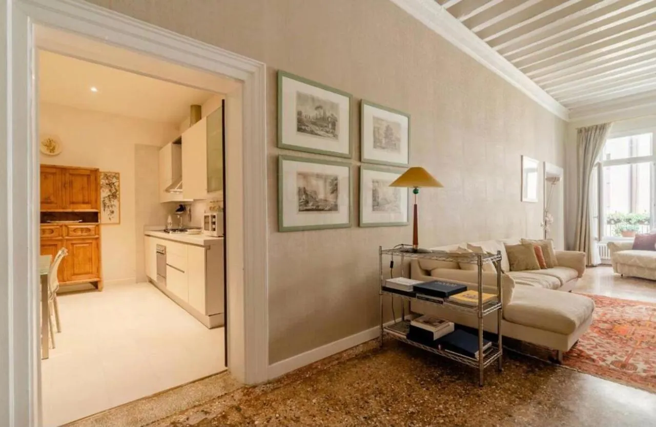 Venezia San Samuele Apartment 0*, Venice